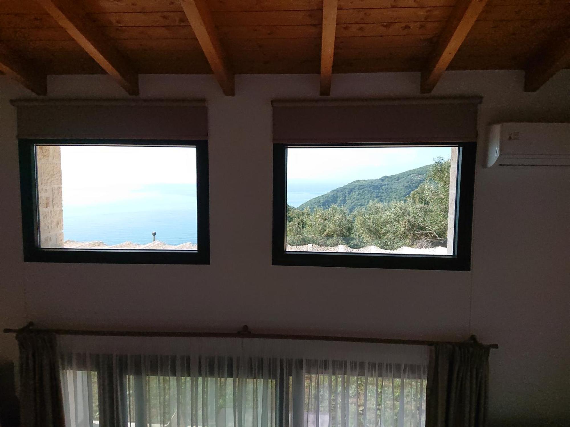 Elaia's Homes * Parga