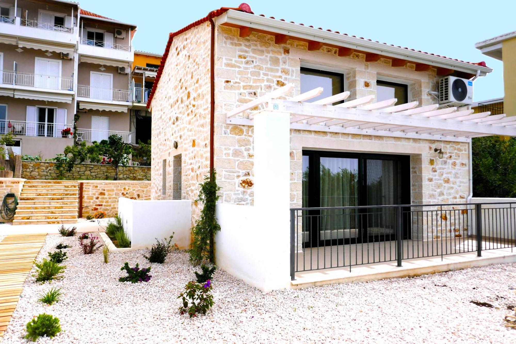 Elaia's Homes Holiday home *